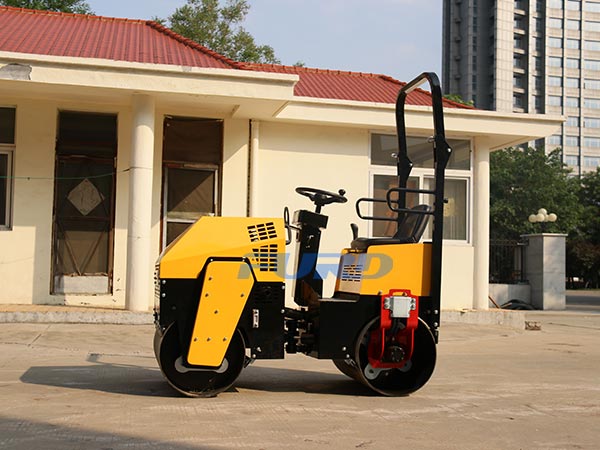 關(guān)于小型壓路機(jī)變速箱的保養(yǎng)知識(shí)你知道多少？