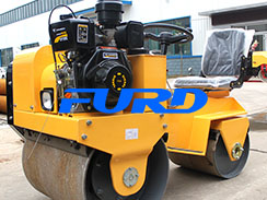 手扶壓路機(jī)價(jià)格受到哪些因素影響？